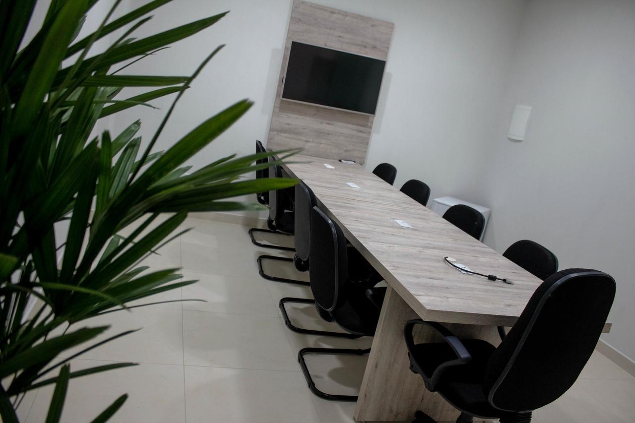 Vera Cruz Business Hotel Acailandia Extérieur photo