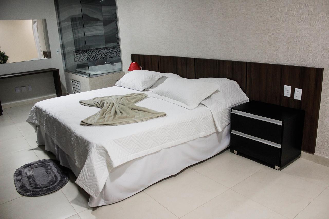 Vera Cruz Business Hotel Acailandia Extérieur photo